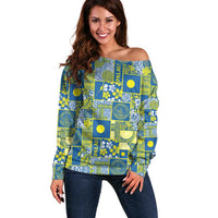 Palau Ungil Kurismas Off Shoulder Sweater Pacific Patchwork Xmas Vibes LT9 Women Green - Polynesian Pride