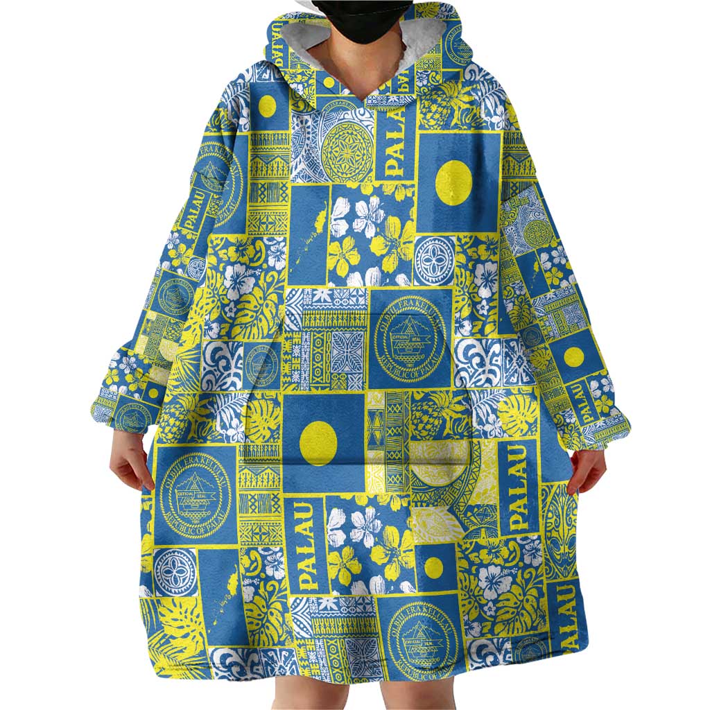Palau Ungil Kurismas Wearable Blanket Hoodie Pacific Patchwork Xmas Vibes LT9 - Polynesian Pride
