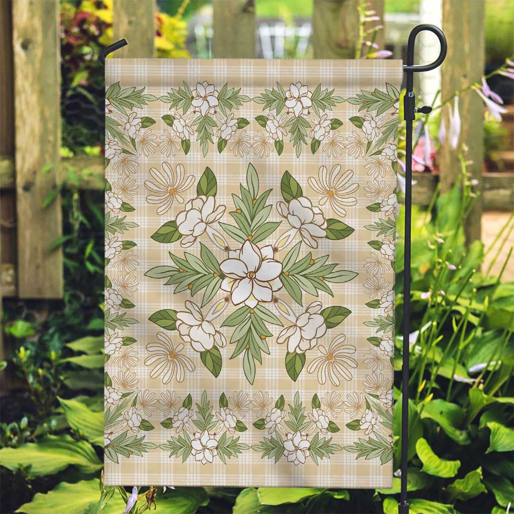 Squares Maile Leaf Garden Flag Beige Palaka Hawaiian Quilt Pattern LT9 Garden Flag Beige - Polynesian Pride