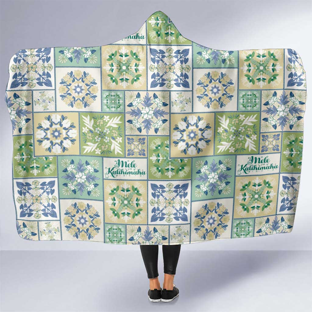 Mele Kalikimaka Hawaii Christmas Hooded Blanket Omaomao Seamless Floral Motif LT9 One Size Green - Polynesian Pride