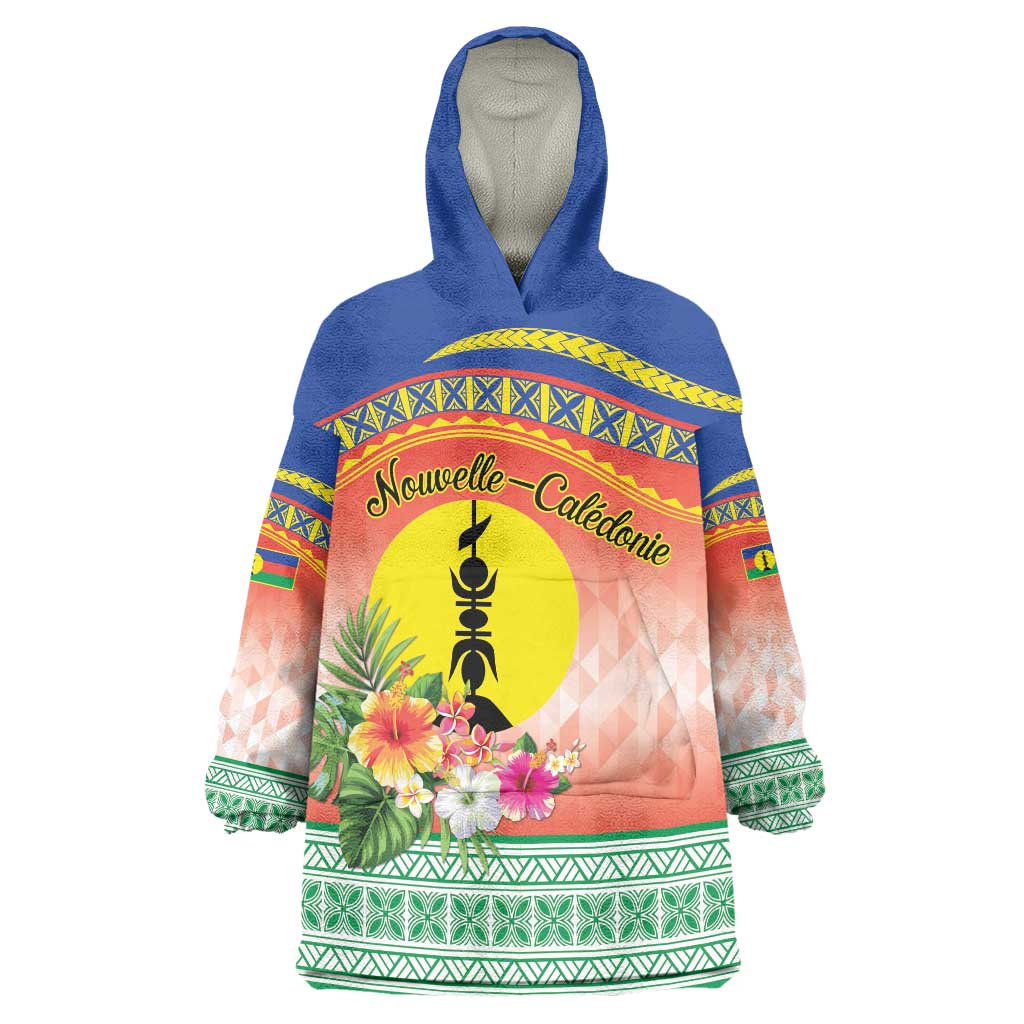 New Caledonia Nautilus Shell Wearable Blanket Hoodie Polynesian Tropical Flowers