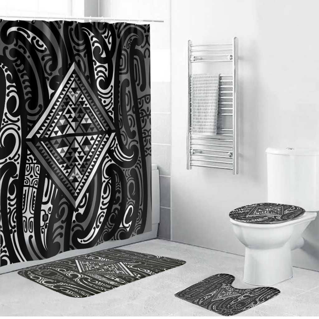 New Zealand Maori Taniko Bathroom Set Black Kowhaiwhai Puhoro LT9 Bathroom Set (4 pcs) Black - Polynesian Pride