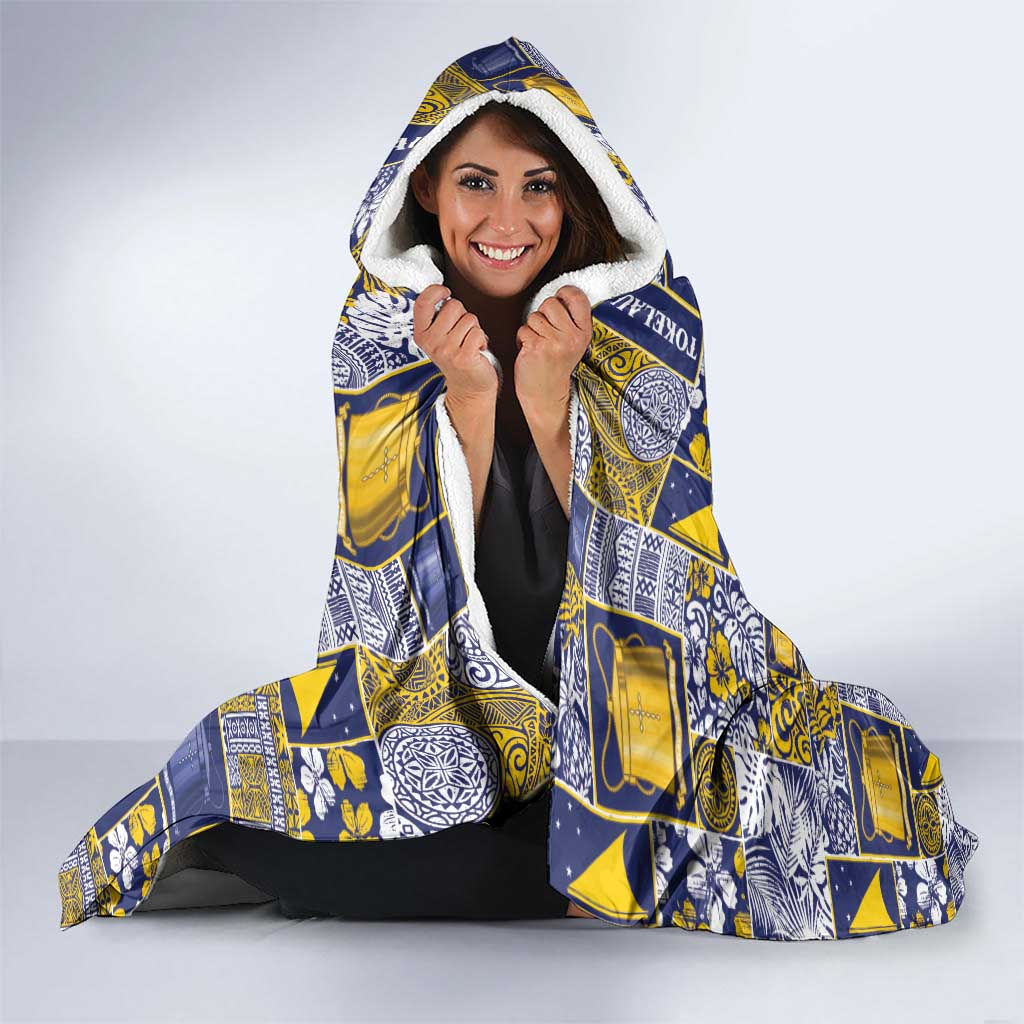 Tokelau Manuia te Kilihimahi Hooded Blanket Pacific Patchwork Xmas Vibes LT9 - Polynesian Pride