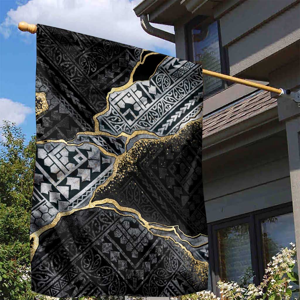 Polynesian Tribal Tattoo Garden Flag Dark Marble Pattern LT9 - Polynesian Pride