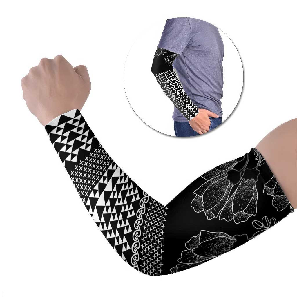 Black Taniko Kowhaiwhai Tukutuku Motif Arm Sleeves LT9 Set of 2 Black - Polynesian Pride