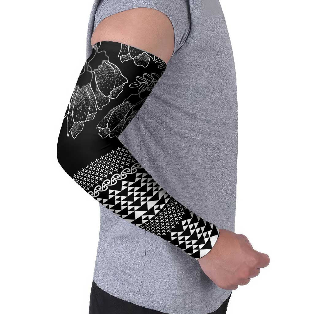 Black Taniko Kowhaiwhai Tukutuku Motif Arm Sleeves LT9 - Polynesian Pride