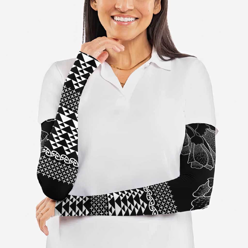 Black Taniko Kowhaiwhai Tukutuku Motif Arm Sleeves LT9 - Polynesian Pride