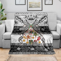 Polynesian Tribal Pattern Christmas Bow Blanket