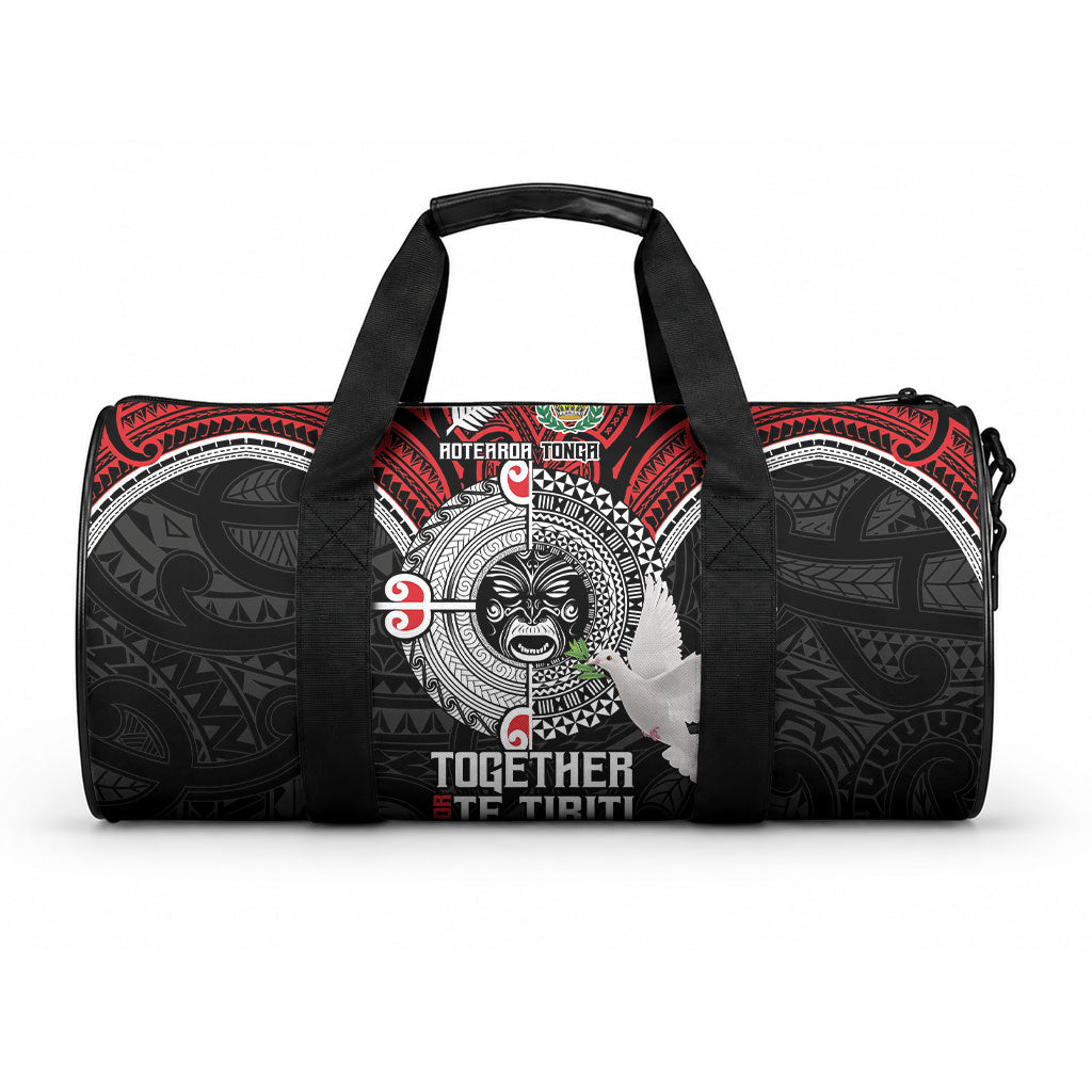 Aotearoa and Tonga Mo Te Tiriti Duffle Bag New Zealand Honour The Treaty Ake!Ake!Ake! LT9 One size Red - Polynesian Pride