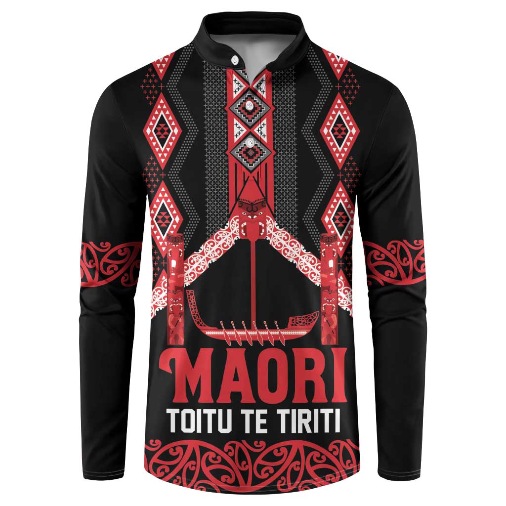 Toitu Te Tiriti Waitangi Button Sweatshirt Black Wharenui House LT9 Black - Polynesian Pride
