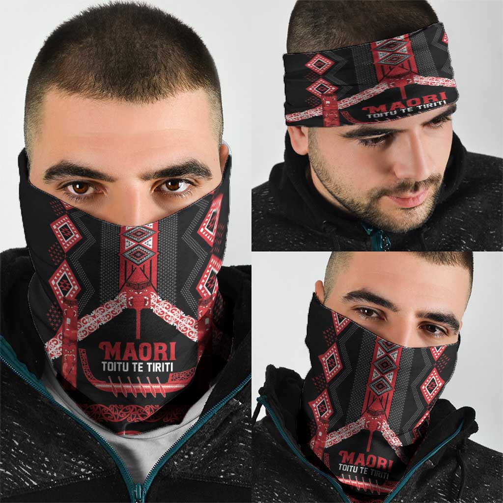 Toitu Te Tiriti Waitangi Neck Gaiter Black Wharenui House LT9 - Polynesian Pride