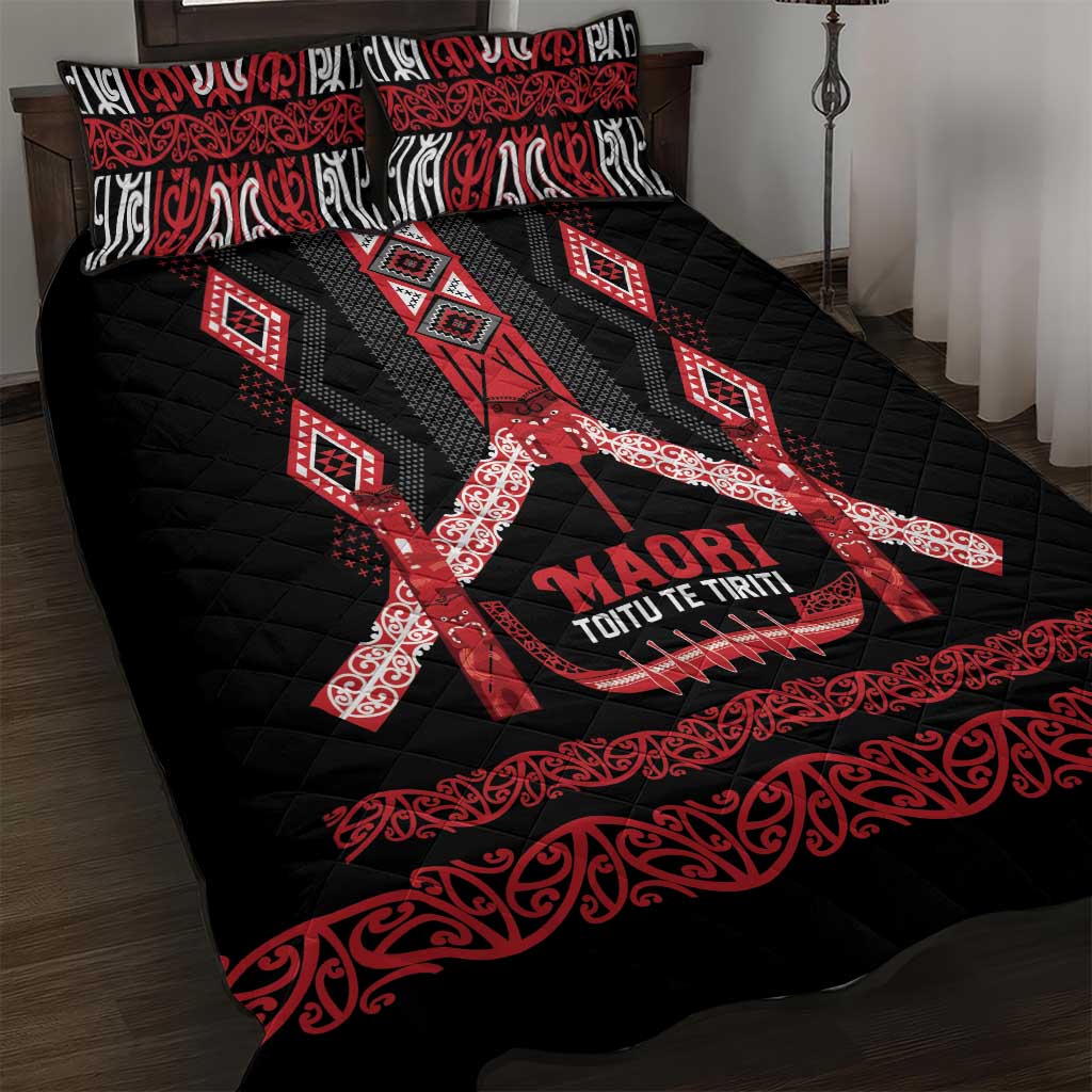 Toitu Te Tiriti Waitangi Quilt Bed Set Black Wharenui House LT9 Black - Polynesian Pride