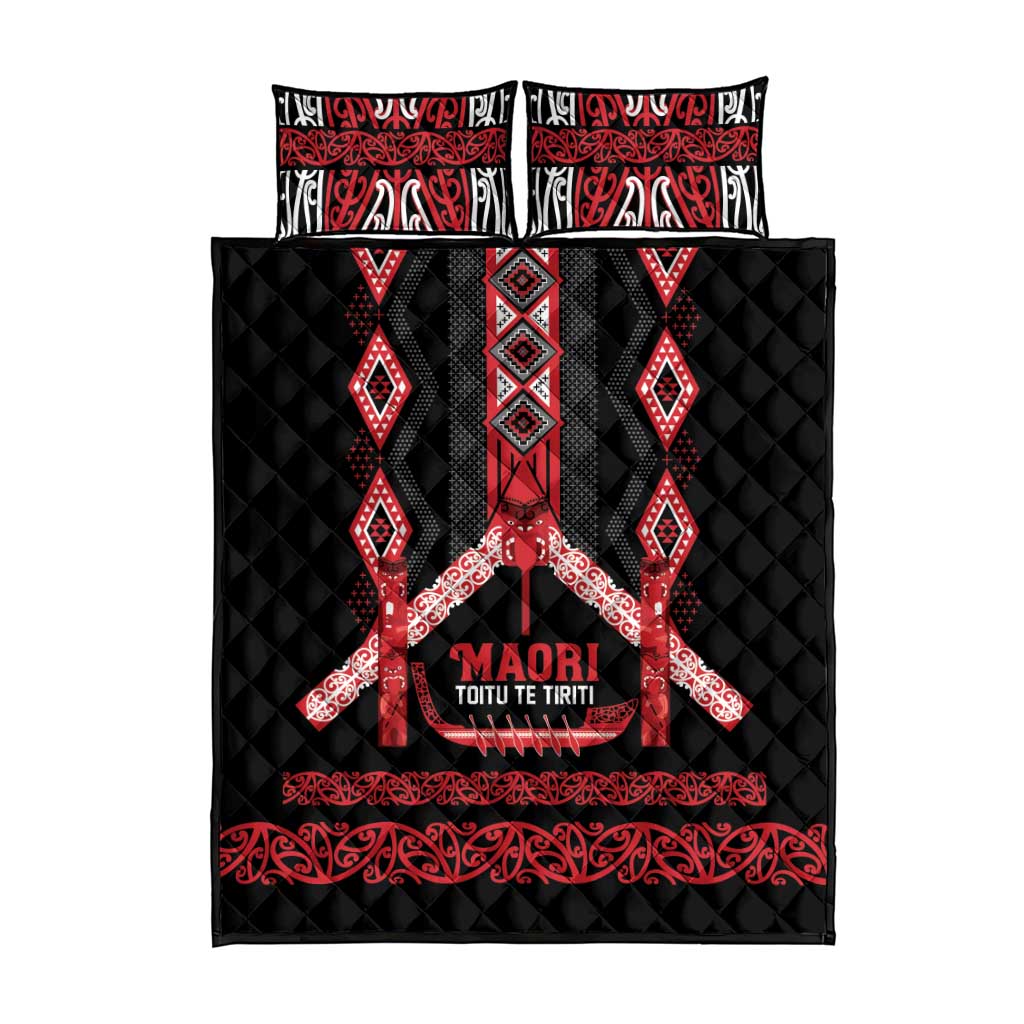 Toitu Te Tiriti Waitangi Quilt Bed Set Black Wharenui House LT9 - Polynesian Pride