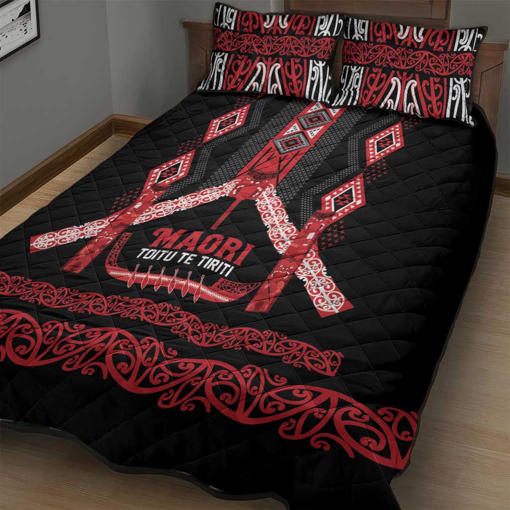 Toitu Te Tiriti Waitangi Quilt Bed Set Black Wharenui House LT9 - Polynesian Pride