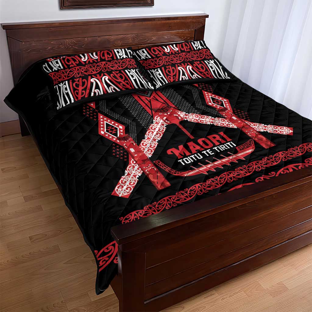 Toitu Te Tiriti Waitangi Quilt Bed Set Black Wharenui House LT9 - Polynesian Pride