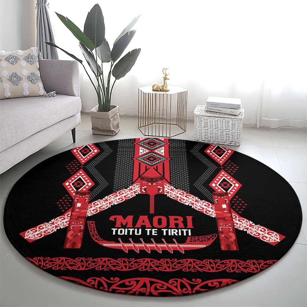 Toitu Te Tiriti Waitangi Round Carpet Black Wharenui House LT9 - Polynesian Pride