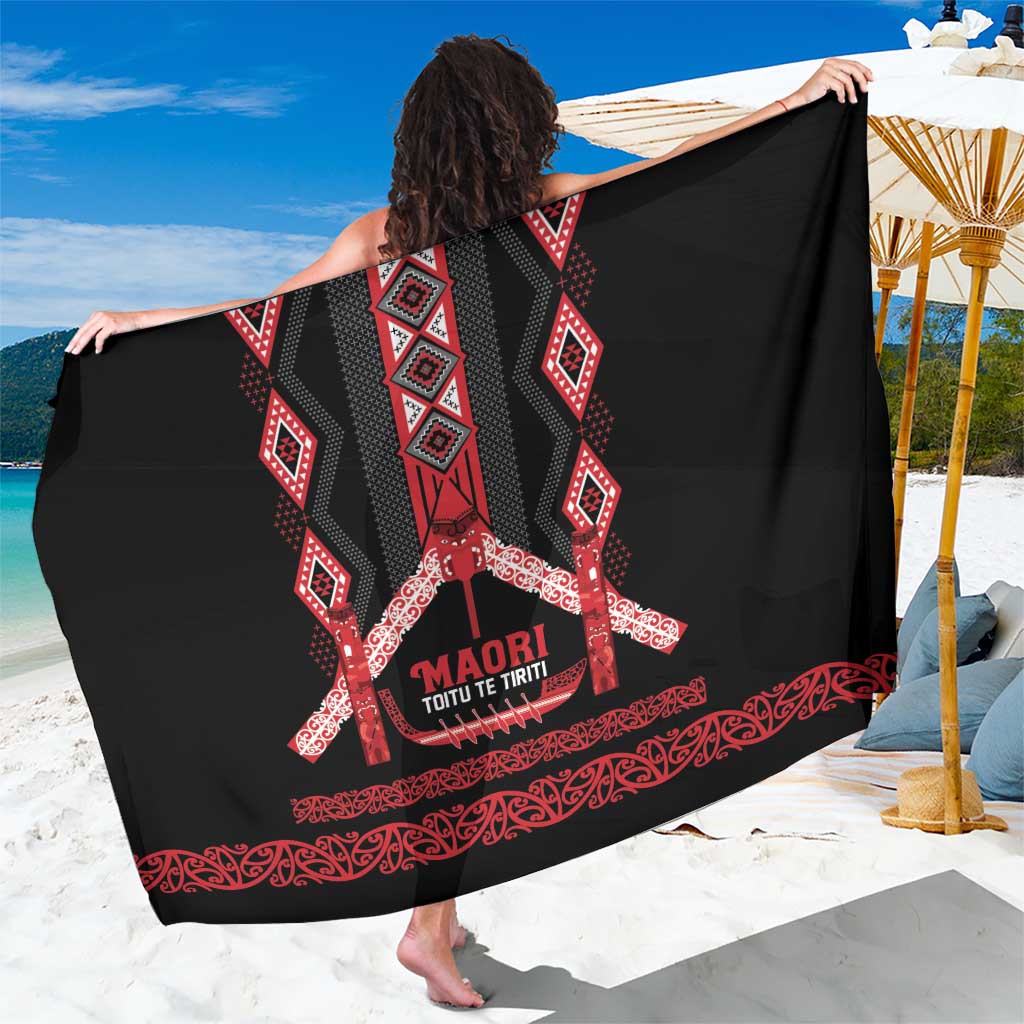 Toitu Te Tiriti Waitangi Sarong Black Wharenui House LT9 One Size 44 x 66 inches Black - Polynesian Pride