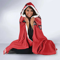 Toitu Te Tiriti Waitangi Hooded Blanket Red Wharenui House LT9 - Polynesian Pride