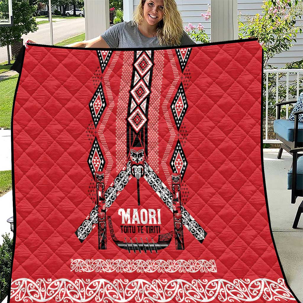 Toitu Te Tiriti Waitangi Quilt Red Wharenui House LT9 Red - Polynesian Pride