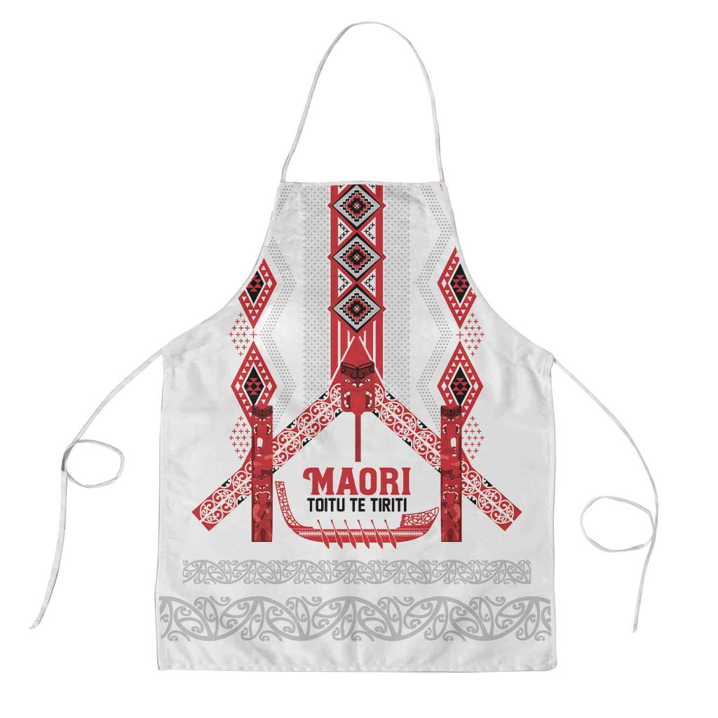 Toitu Te Tiriti Waitangi Apron White Wharenui House LT9 white - Polynesian Pride