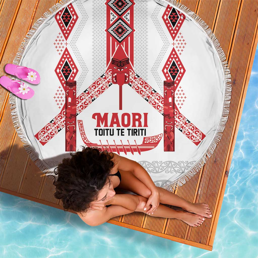 Toitu Te Tiriti Waitangi Beach Blanket White Wharenui House LT9 - Polynesian Pride