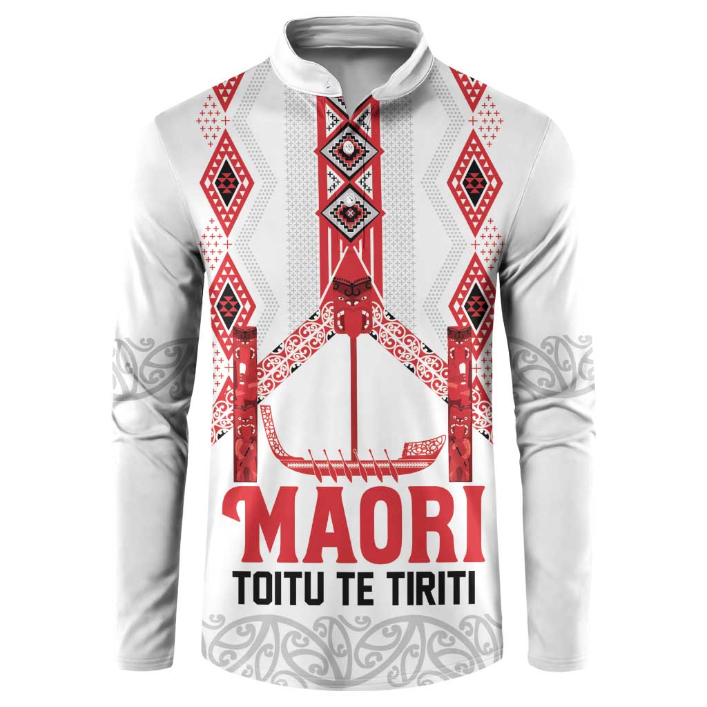 Toitu Te Tiriti Waitangi Button Sweatshirt White Wharenui House LT9 white - Polynesian Pride
