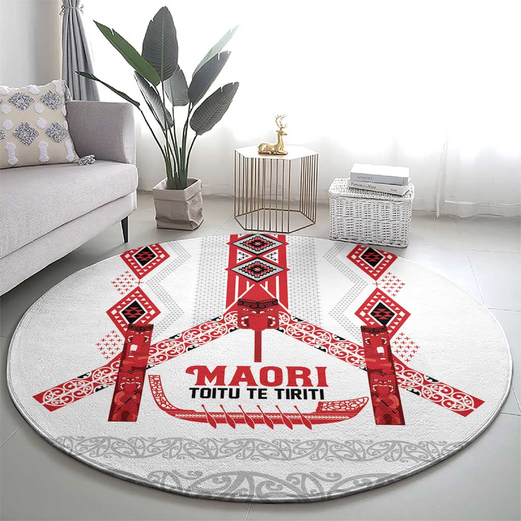 Toitu Te Tiriti Waitangi Round Carpet White Wharenui House LT9 - Polynesian Pride
