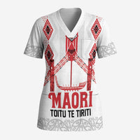 Toitu Te Tiriti Waitangi Scrub Top White Wharenui House LT9 Adult white - Polynesian Pride