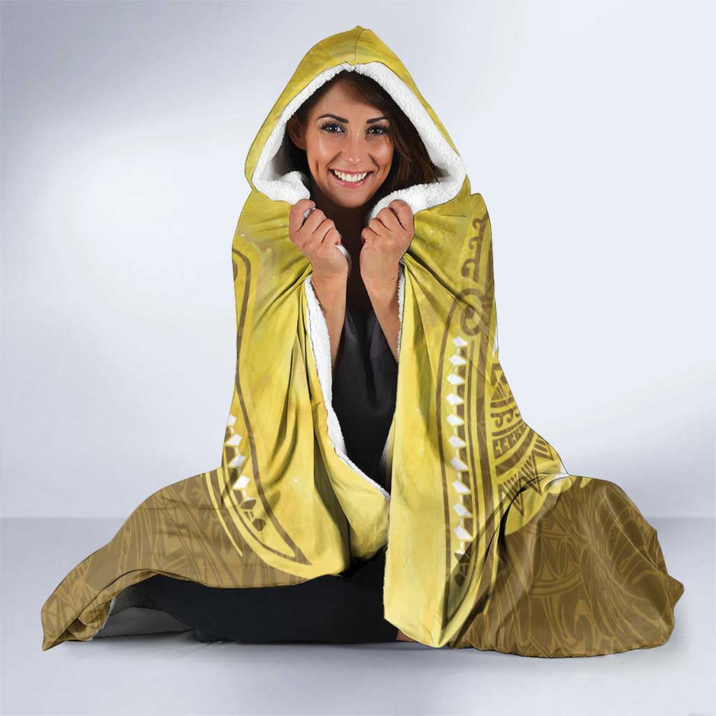 Gold Polynesia Hooded Blanket Tribal Pattern Tropical Frangipani LT14 - Polynesian Pride