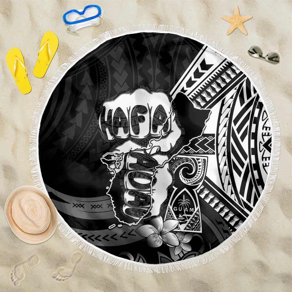 Hafa Adai Guam Discovery Day Beach Blanket Chamorro Latte Stone Hand Black Version LT14 One Size 150cm Black - Polynesian Pride