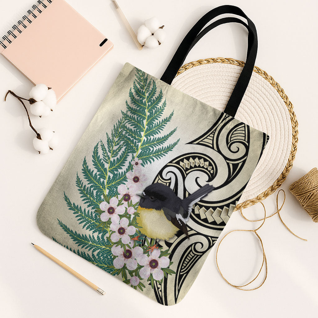 Endemic Tomtit New Zealand Tote Bag Miromiro Manuka Silver Fern Maori Pattern LT14 Black Strap One Size Cream - Polynesian Pride