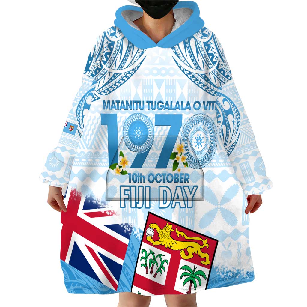 Fiji Day 1970 Wearable Blanket Hoodie Proud To Be A Fijian Tapa Pattern LT14 - Polynesian Pride