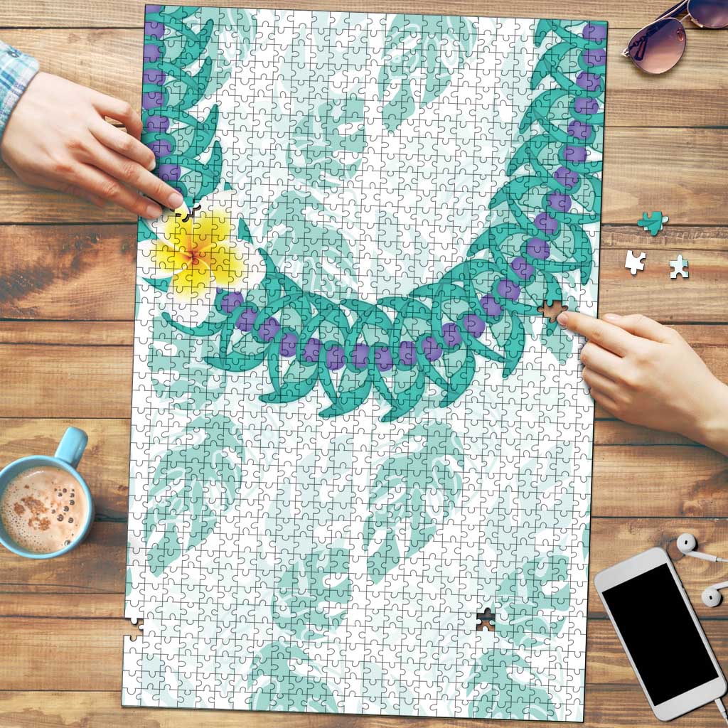 Jade Vine Lei Hawaii Puzzle Aloha Seamless Tropical Leaves LT14 White - Polynesian Pride