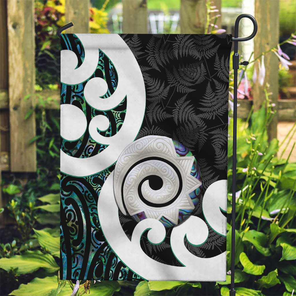 Aotearoa Koru Garden Flag Cyan Maori Paua Shell Mix Silver Fern LT14 Garden Flag Black - Polynesian Pride