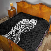 New Zealand Eel Quilt Tuna Aotearoa Maori Patten - Black LT14 - Polynesian Pride