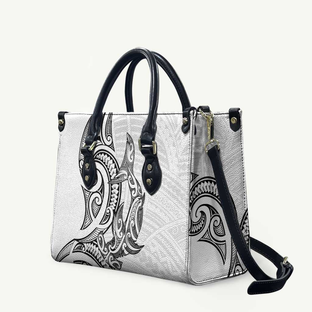 New Zealand Hammerhead Shark Leather Bag Maori Haehae Mangopare White LT14 White - Polynesian Pride