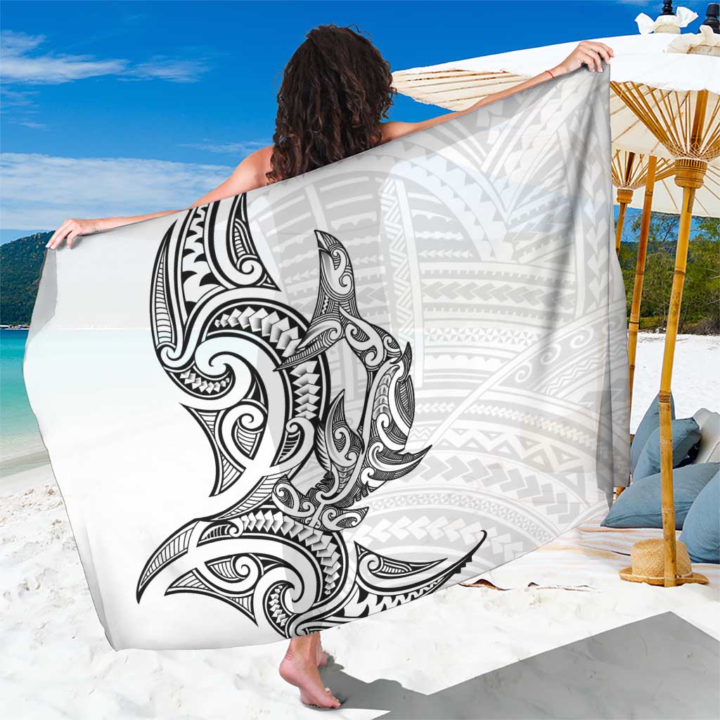New Zealand Hammerhead Shark Sarong Maori Haehae Mangopare White LT14 One Size 44 x 66 inches White - Polynesian Pride