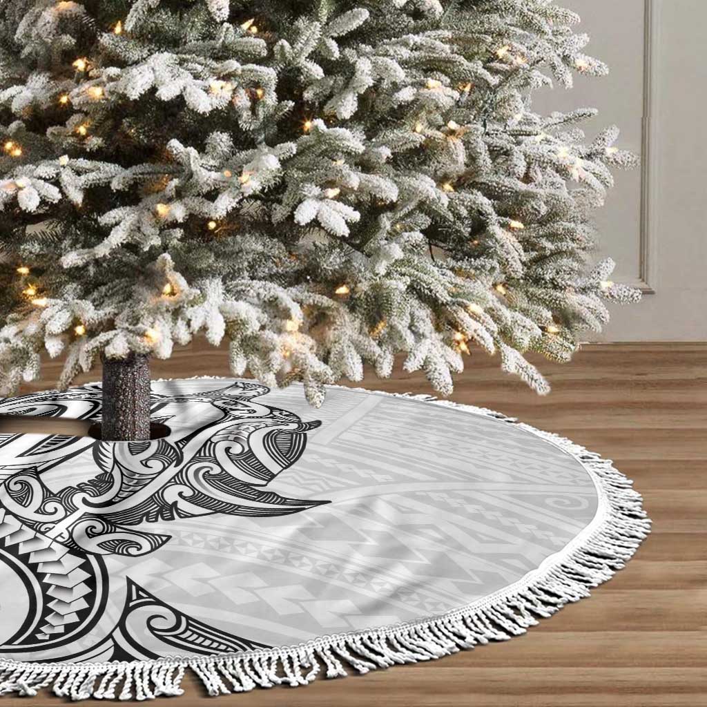 New Zealand Hammerhead Shark Tree Skirt Maori Haehae Mangopare White LT14 - Polynesian Pride