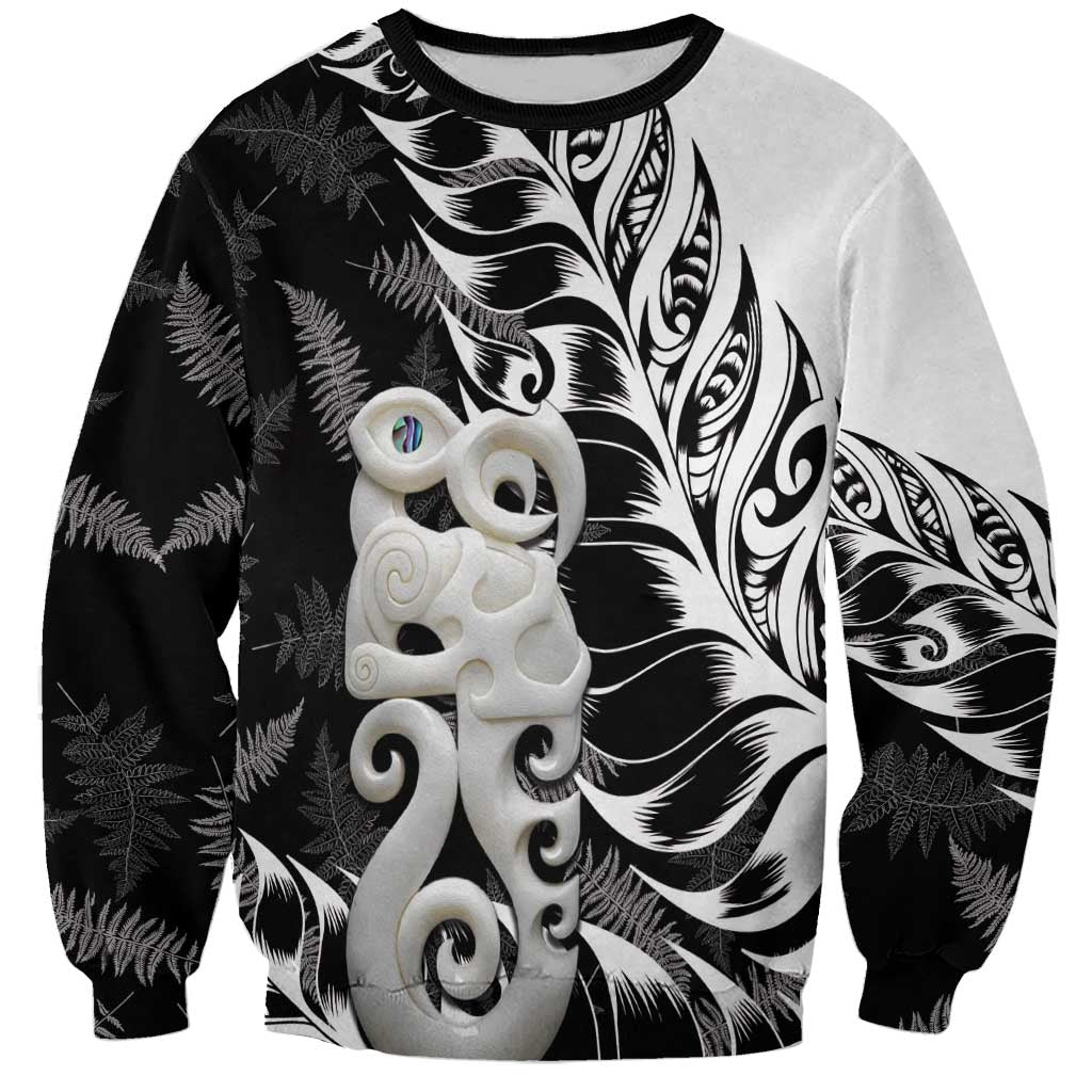 Aotearoa Manaia NZ Maori Silver Fern Sweatshirt LT14 Unisex Black - Polynesian Pride
