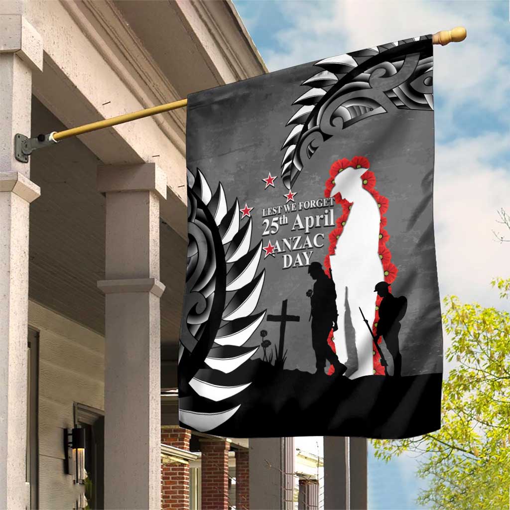New Zealand ANZAC Day Garden Flag 25th April Silver Fern With Poppy LT14 House Flag Gray - Polynesian Pride
