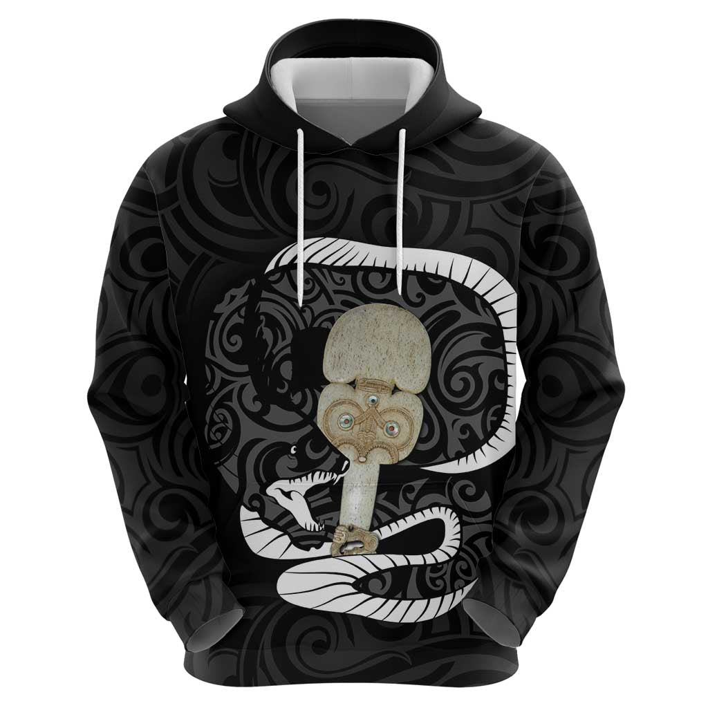 Black New Zealand Eel Hoodie Aotearoa Maori Tuna With Kotiate Weapon LT14 - Polynesian Pride