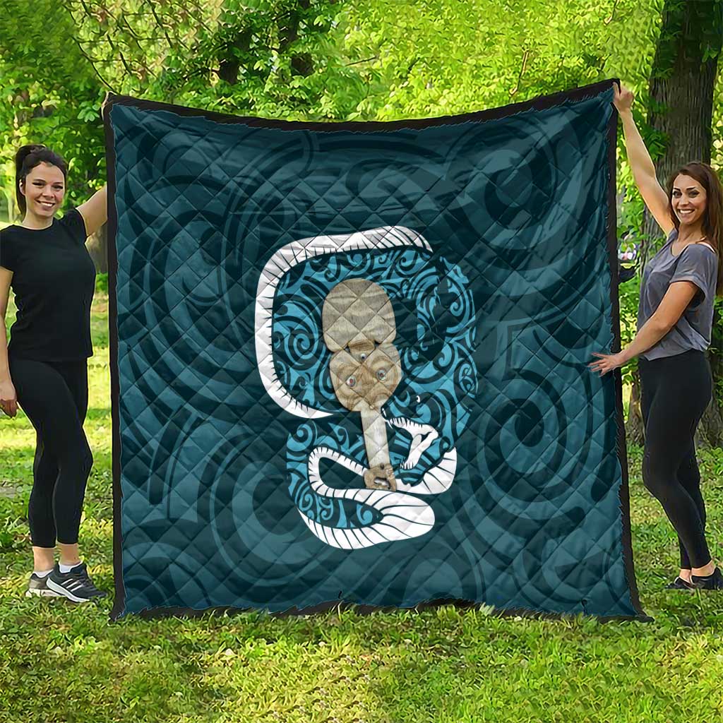 Turquoise New Zealand Eel Quilt Aotearoa Maori Tuna With Kotiate Weapon LT14 - Polynesian Pride