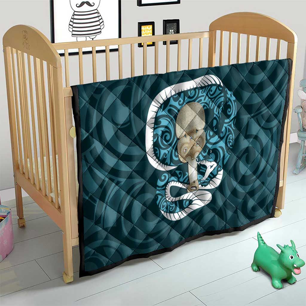 Turquoise New Zealand Eel Quilt Aotearoa Maori Tuna With Kotiate Weapon LT14 - Polynesian Pride