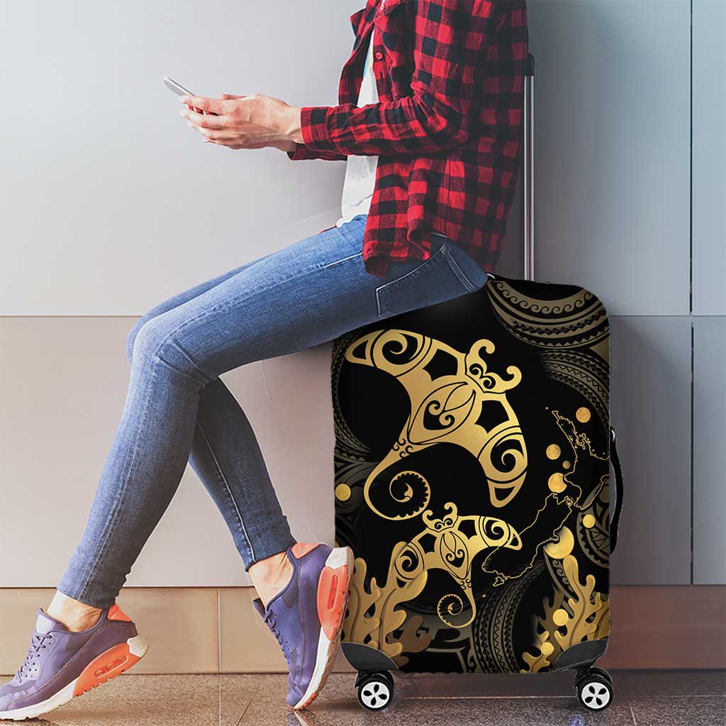 Black And Gold Aotearoa Whai Luggage Cover NZ Stingrays Maori Curves Style LT14 - Polynesian Pride