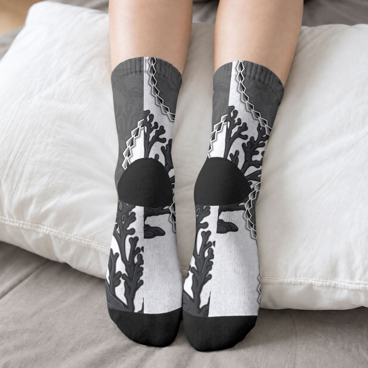 Personalized Black Coral Hawaii Crew Socks Ekaha Ku Moana Honu Sea Turtle LT14 - Polynesian Pride