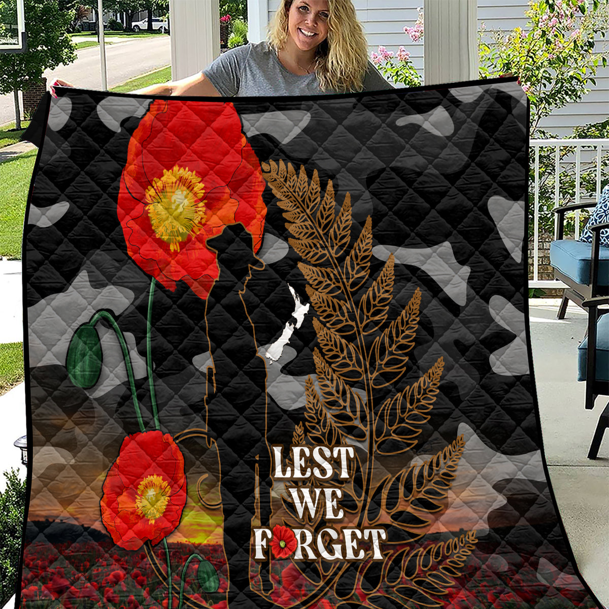 New Zealand ANZAC Day Quilt Lest We Forget Silver Fern With Camouflage LT14 Black - Polynesian Pride