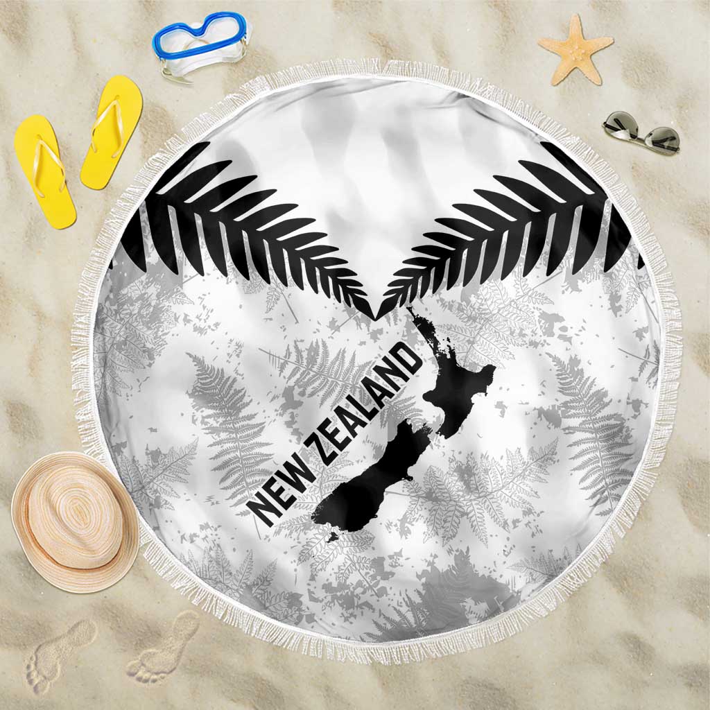 Custom New Zealand Silver Fern Football Beach Blanket Go Aotearoa Grunge White LT14 One Size 150cm White - Polynesian Pride