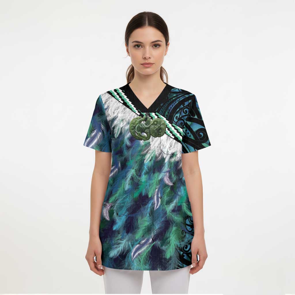 Turquoise Traditional Cloak Aotearoa Scrub Top Maori Paua Shell Korowai Pattern LT14 - Polynesian Pride