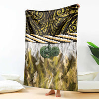 Yellow Traditional Cloak Aotearoa Blanket Maori Paua Shell Korowai Pattern LT14 - Polynesian Pride