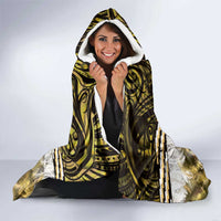 Yellow Traditional Cloak Aotearoa Hooded Blanket Maori Paua Shell Korowai Pattern LT14 - Polynesian Pride